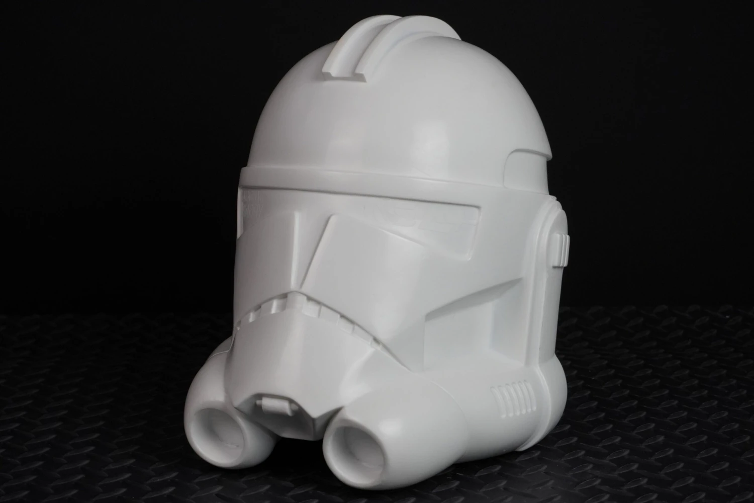 Animated Phase 2 Clone Trooper Helmet - Cast 4 Animated Phase 2 Clone Trooper Helmet - Cast - Image 2