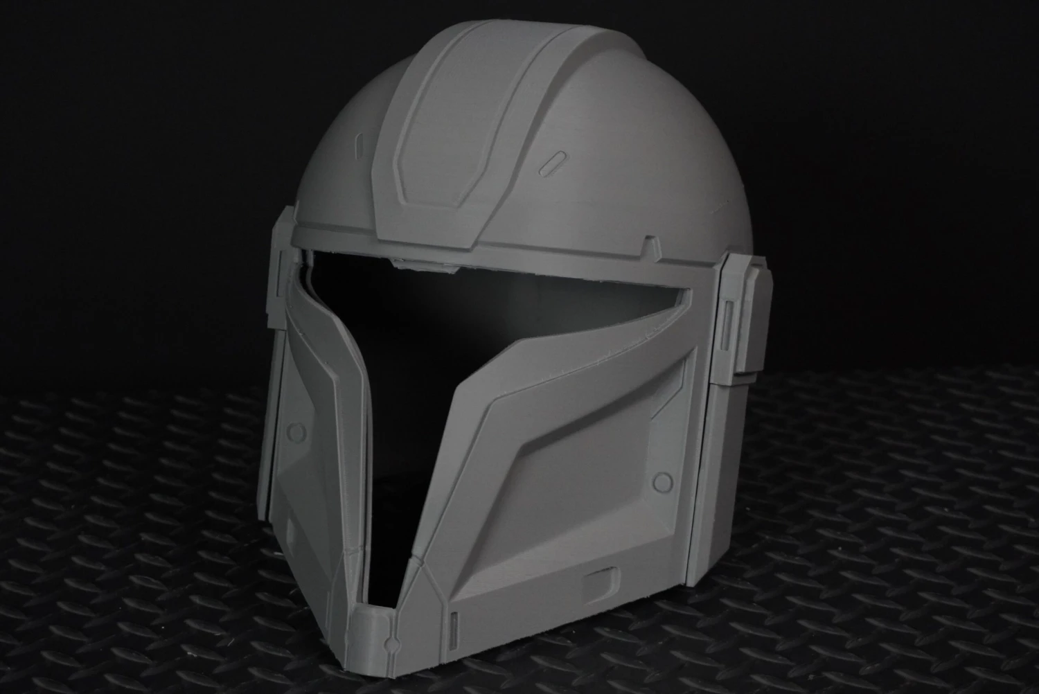 Mando Spartan Helmet - Star Wars Based - DIY 3 Mando Spartan Helmet - Star Wars Based - DIY