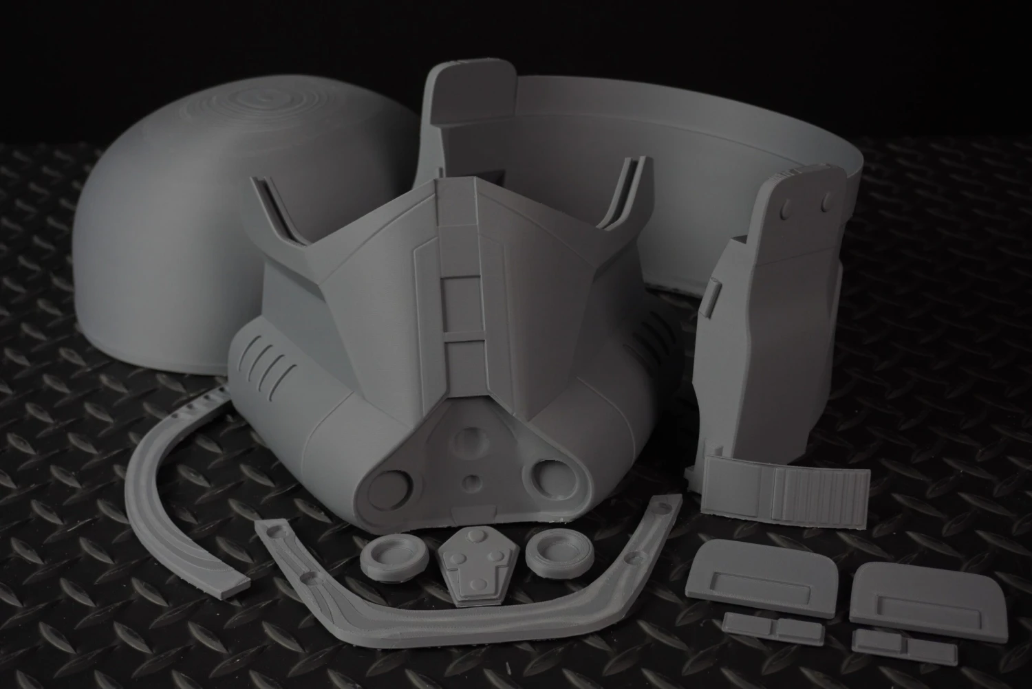 Imperial Mandalorian Commando Helmet - DIY 8 Imperial Mandalorian Commando Helmet - DIY - Image 6