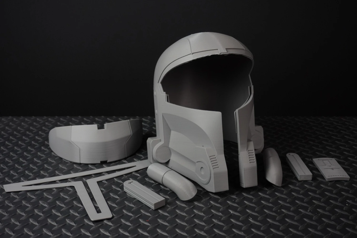 Hazmat Mandalorian Helmet - DIY 5 Hazmat Mandalorian Helmet - DIY - Image 3