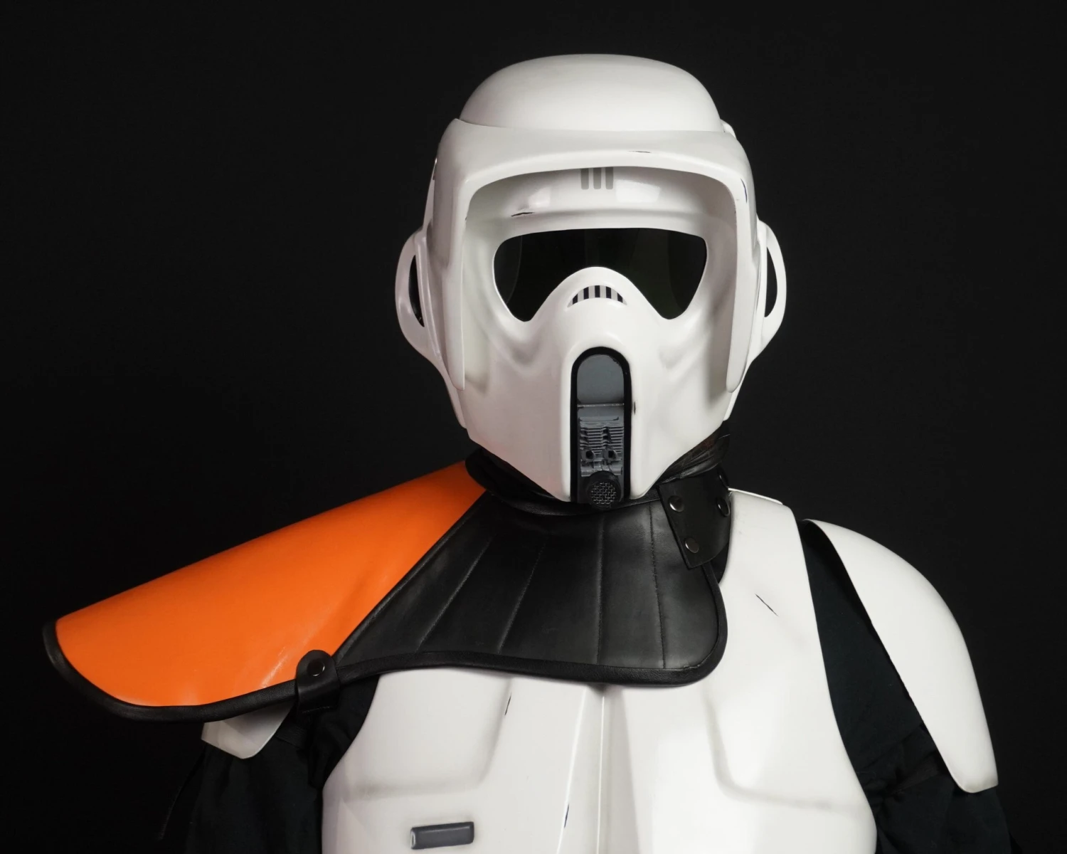 Original Trilogy Commander Pauldron - DIY 4 Original Trilogy Commander Pauldron - DIY - Image 2