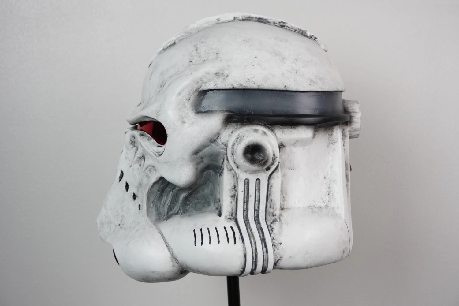 Phase 2 Clone Trooper Skull Trooper Helmet - Finished 7 Phase 2 Clone Trooper Skull Trooper Helmet - Finished - Image 5